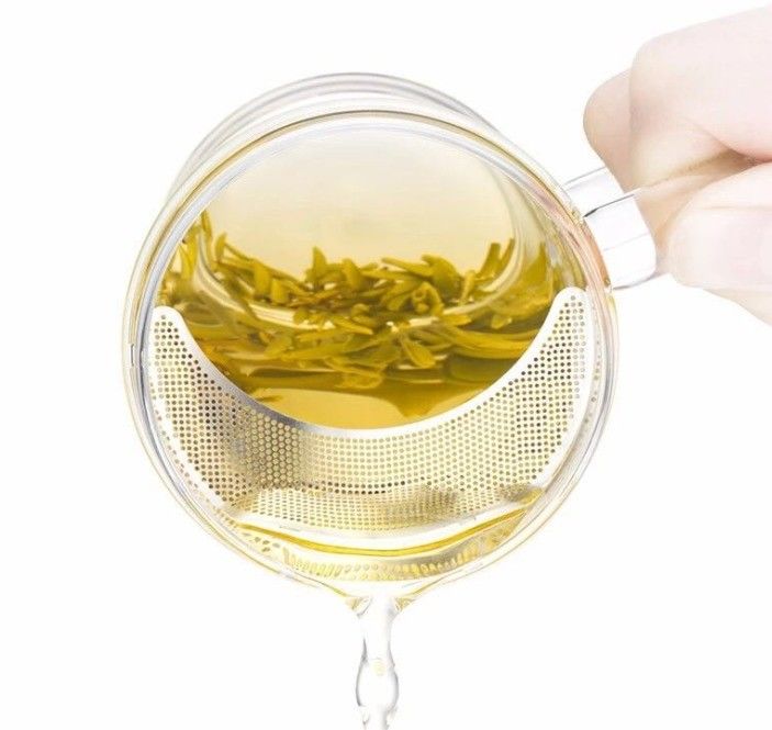 Transparent High Borosilicate Glass Tea Infuser Cup Double Wall Tea Mug 380Ml With Plastic Lid